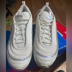 Women’s Nike sneakers- Used